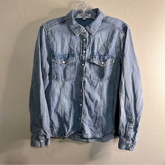 Velvet Heart Raquel Western Pearl Button Down Denim Top - Picture 2 of 7